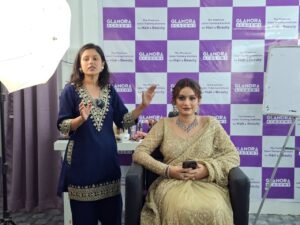 One Day Makeup Seminar at Glamora Academy