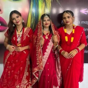 Sashakt Mahila Beauty and Make Up Course at Glamora Academy