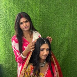 Sashakt Mahila Beauty and Make Up Course at Glamora Academy